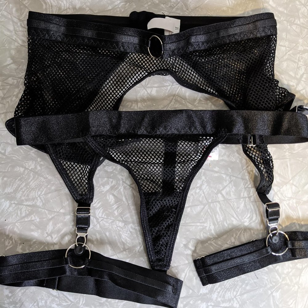 ROMWE 2 Full Lingerie Sets Fishnet and Leopard Print NWT